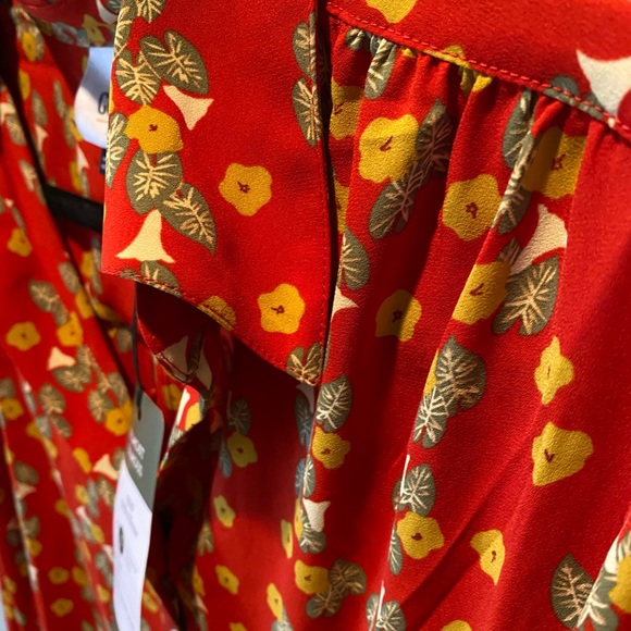 Cabi , Almost Famous Collection Belfry Blouse - Picture 4 of 6